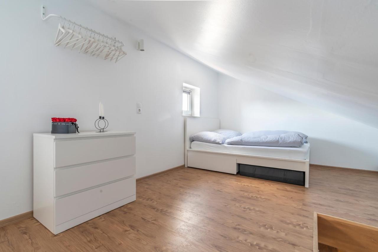 Stylish 2 Room Maisonette Hannover - Contactless Check-In Екстериор снимка